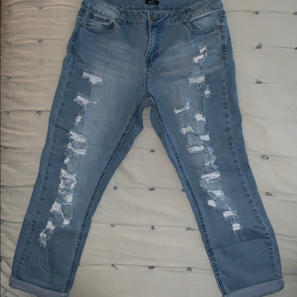 Rue 21 high wasted jean capris